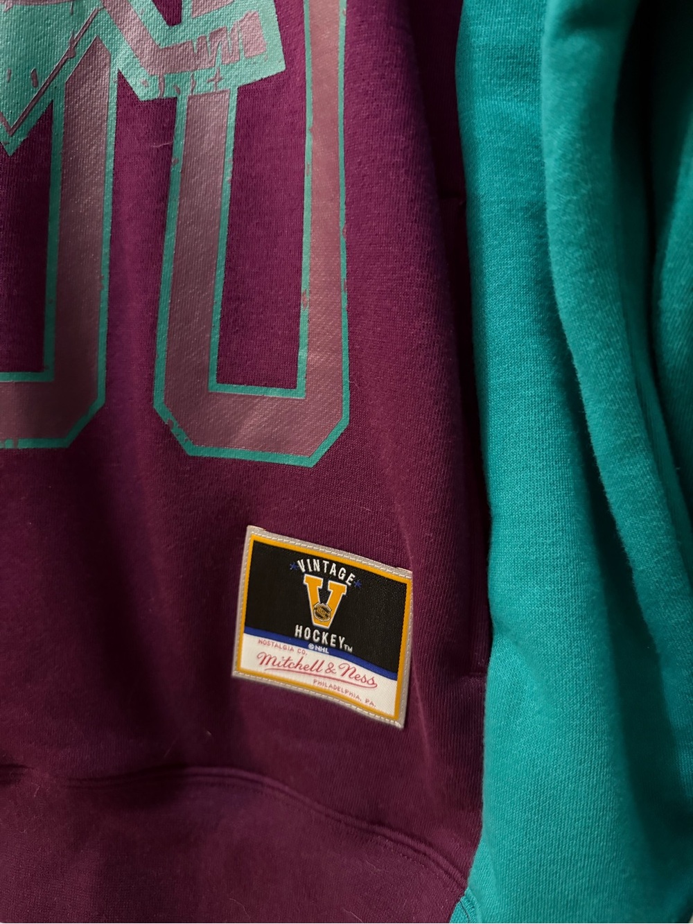 Mitchell & Ness Anaheim Ducks Sweatshirt - Picture 2 of 4